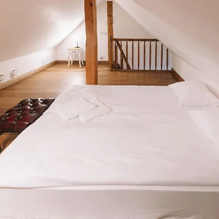 Dictumfactum Sky Apartment